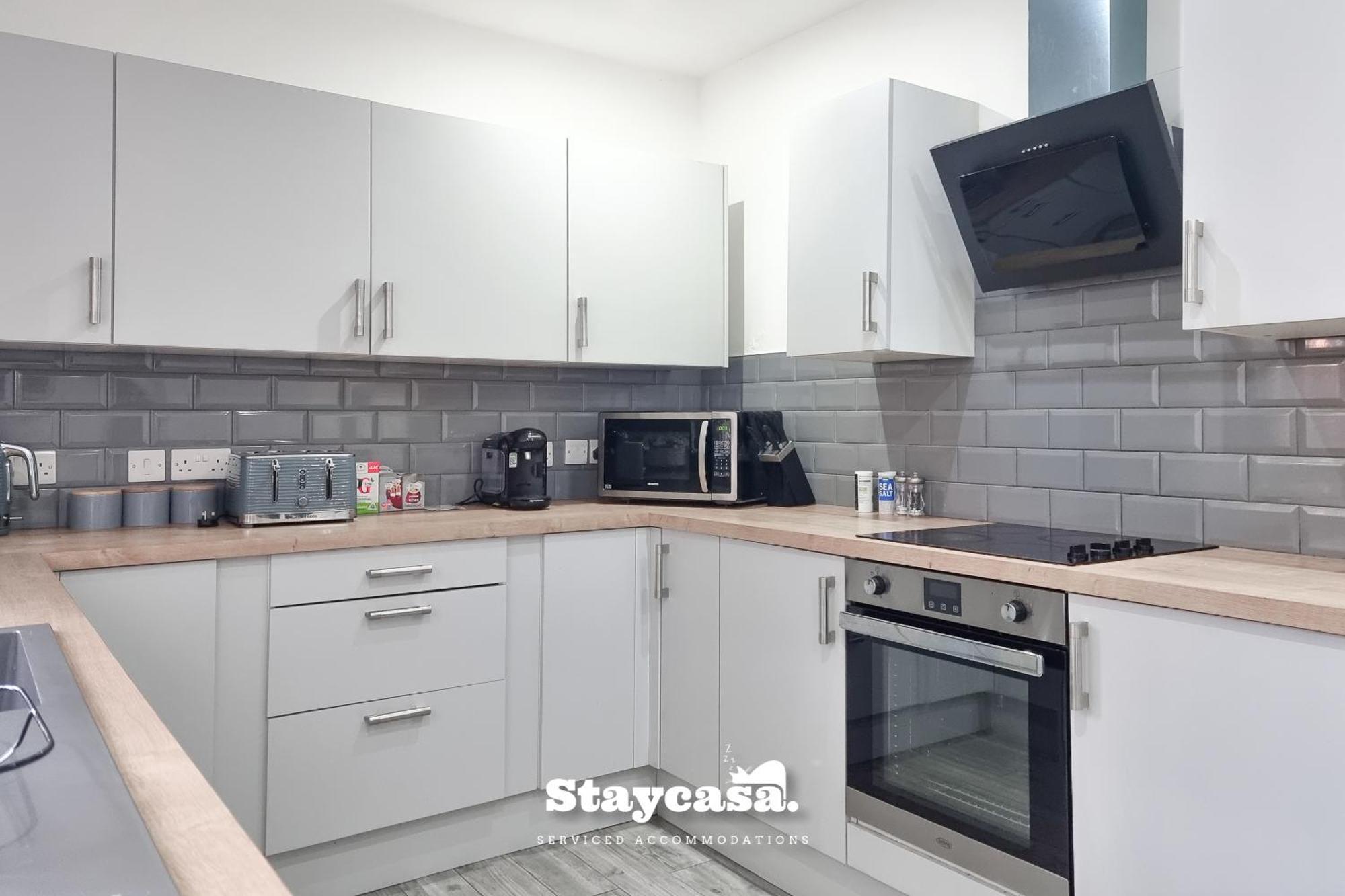 Cowesby Co-living - Private Self-cater Manchester