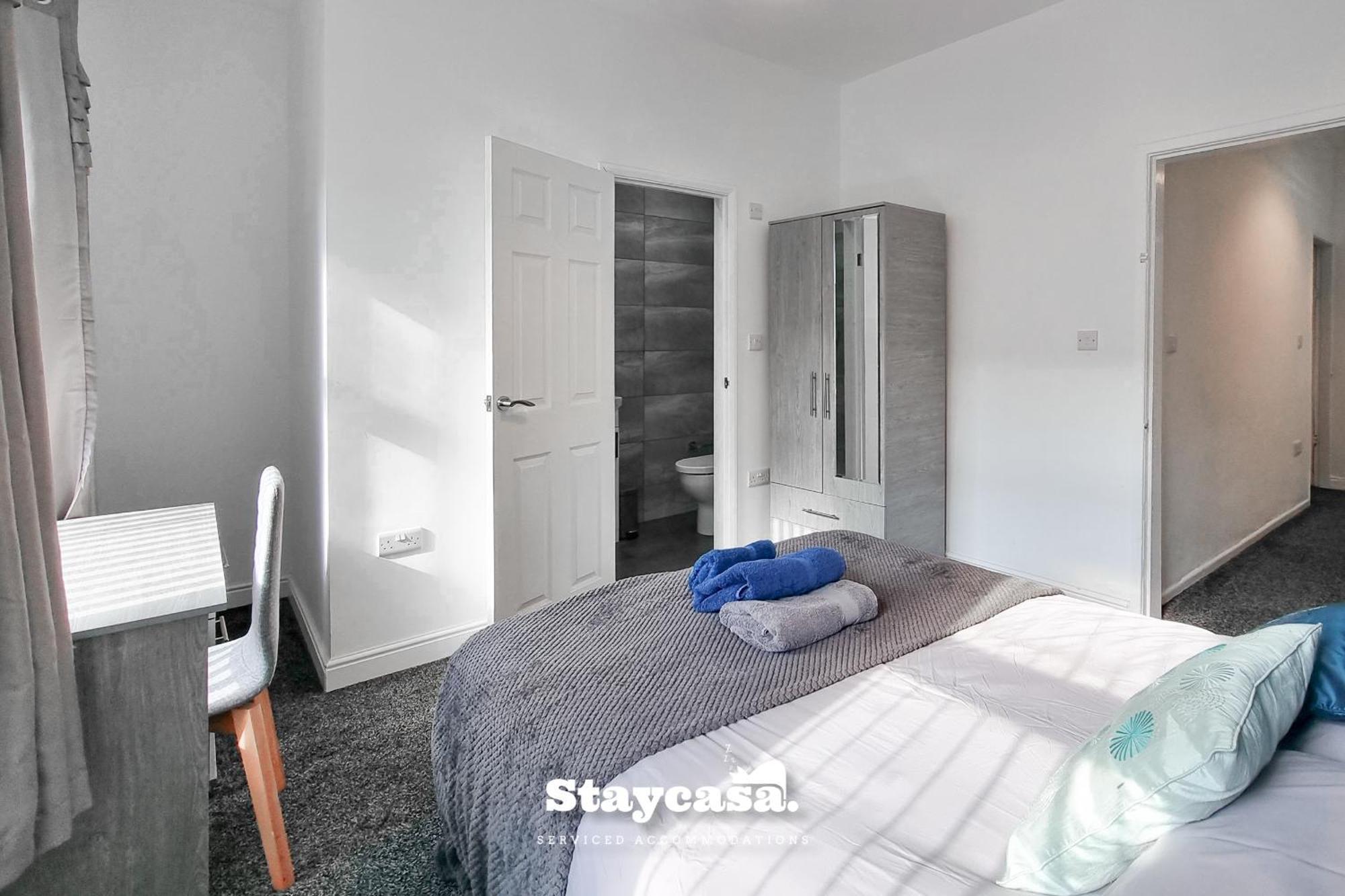 Holiday home Cowesby Co-living - Private Self-cater Manchester